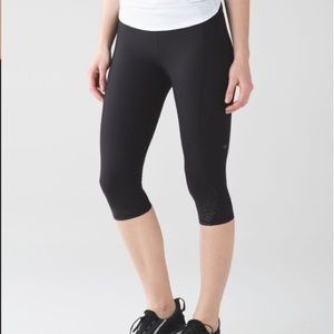 Lululemon Tight Stuff Crop Black Size 4